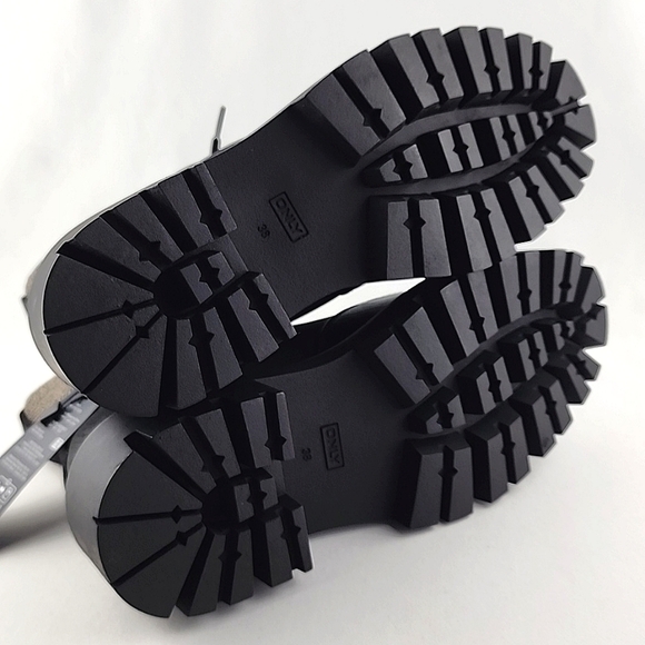 NWT ONLY Betty Women's Black Lace-Up Faux Leather Ankle Boots Chunky Sole Sz 38 - Picture 8 of 12